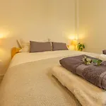 Near Beach, Cosy Terrace, Pool & Fibre Wifi