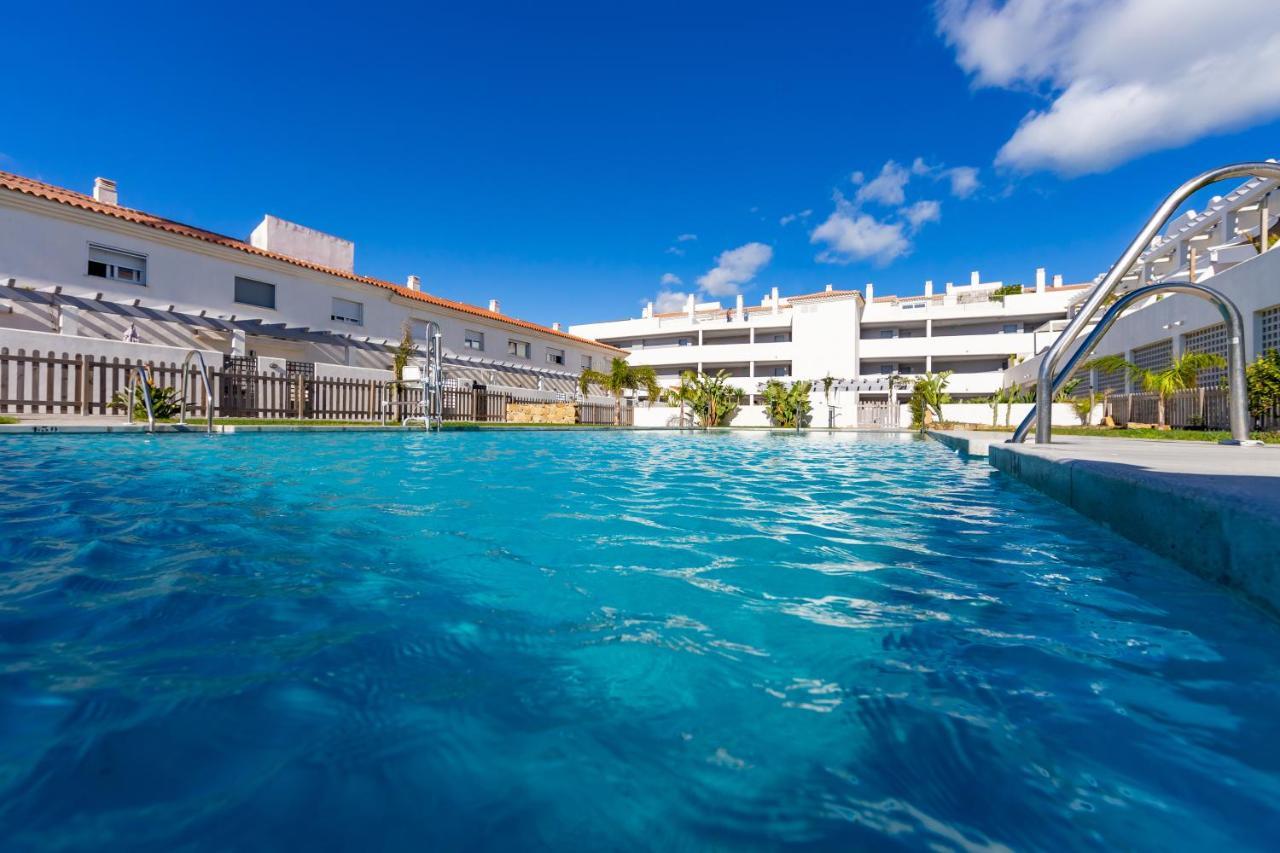 Apartment Near Beach, Cosy Terrace, Pool & Fibre Wifi