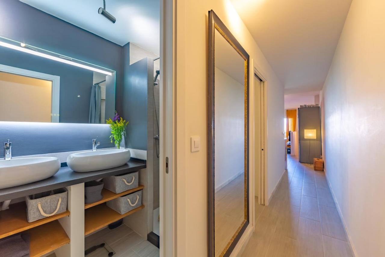 Near Beach, Cosy Terrace, Pool & Fibre Wifi Apartment *