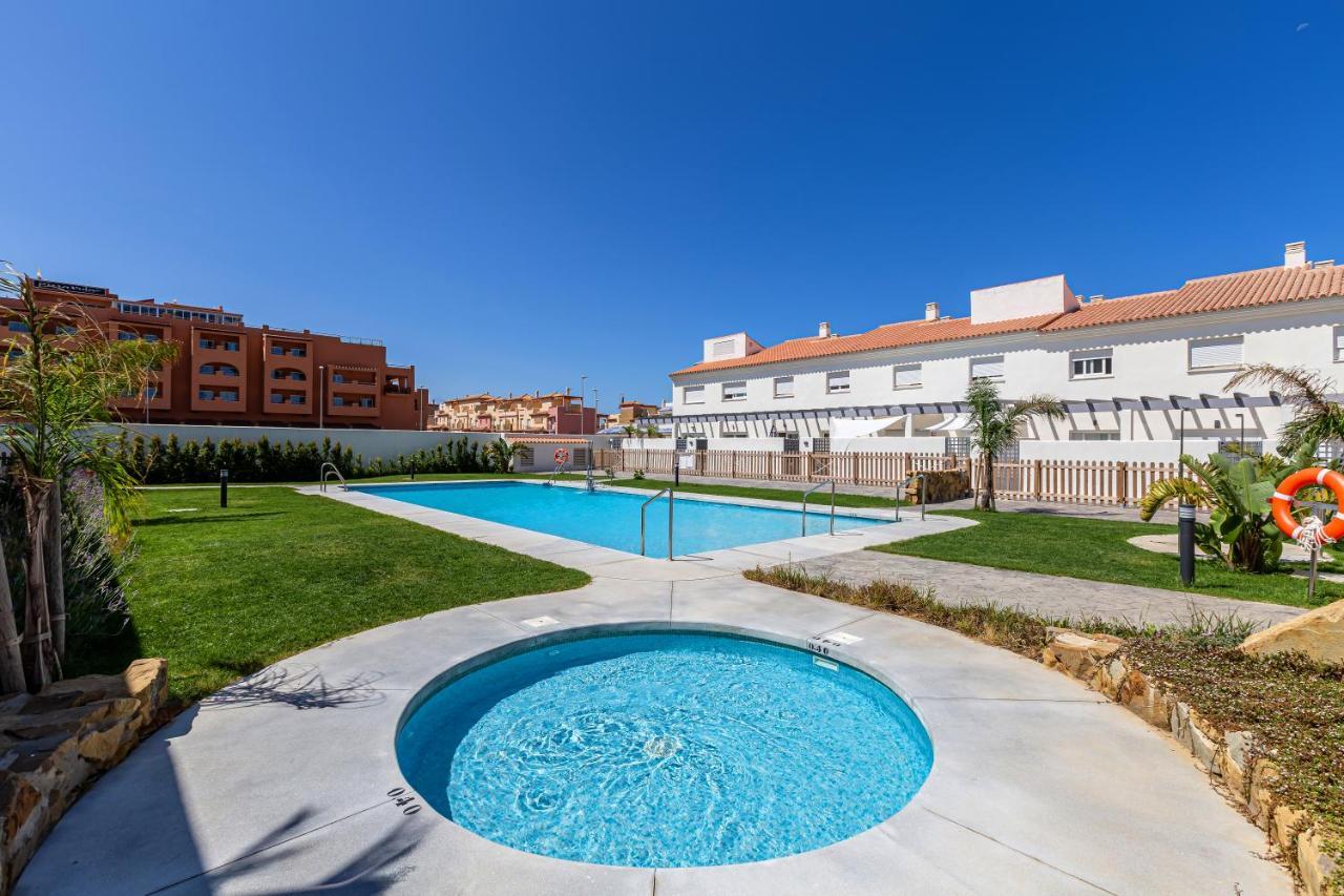 Apartment Near Beach, Cosy Terrace, Pool & Fibre Wifi Tarifa